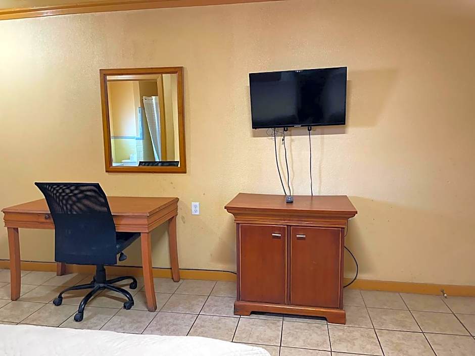 Budget Inn