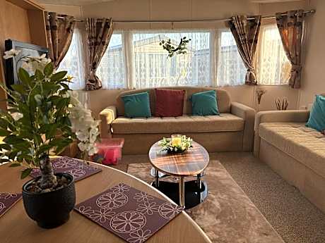 Skegness Butlins 8 Berth Caravan