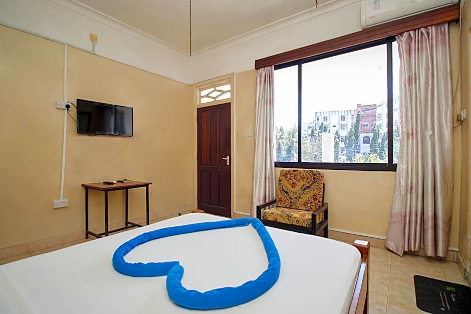 Mombasa Railway Gardens Hotel