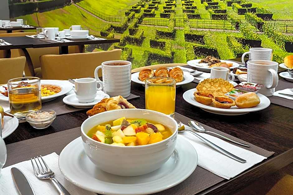 Empire Marquês Hotel