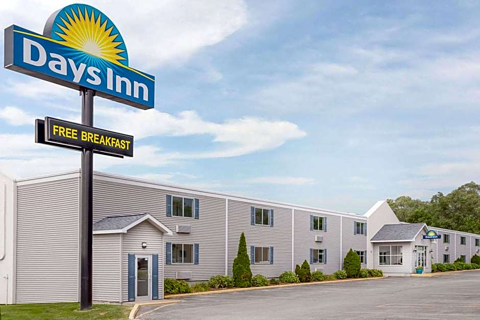 Days Inn by Wyndham Cedar Falls- University Plaza