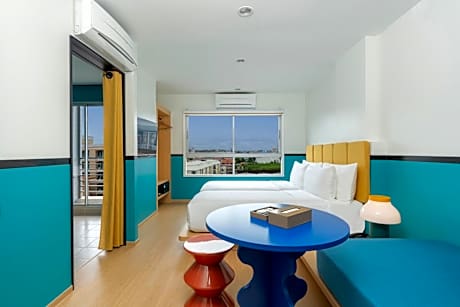 Deluxe Twin/Double Room