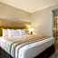 Country Inn & Suites by Radisson, Madison Southwest, WI