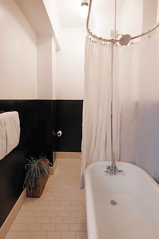 The Clyde Hotel Portland by Kasa