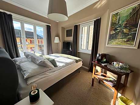 Double Room with Lake View