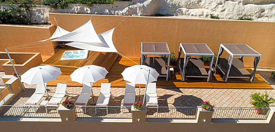 Hotel Punta Nord Est