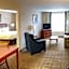 Smart Suites, Ascend Hotel Collection