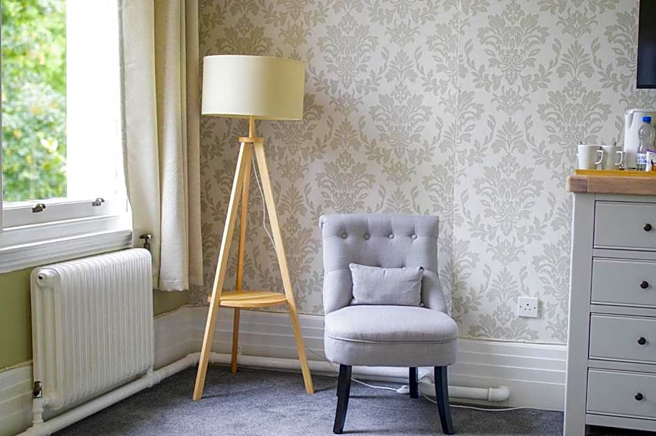 Woodland Manor Hotel