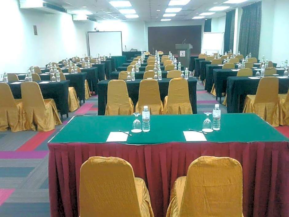 Grand Continental Kuantan Hotel