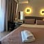 Hotel Avra