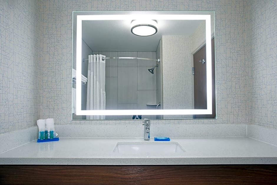 Holiday Inn Express Hotel & Suites Longmont, an IHG Hotel