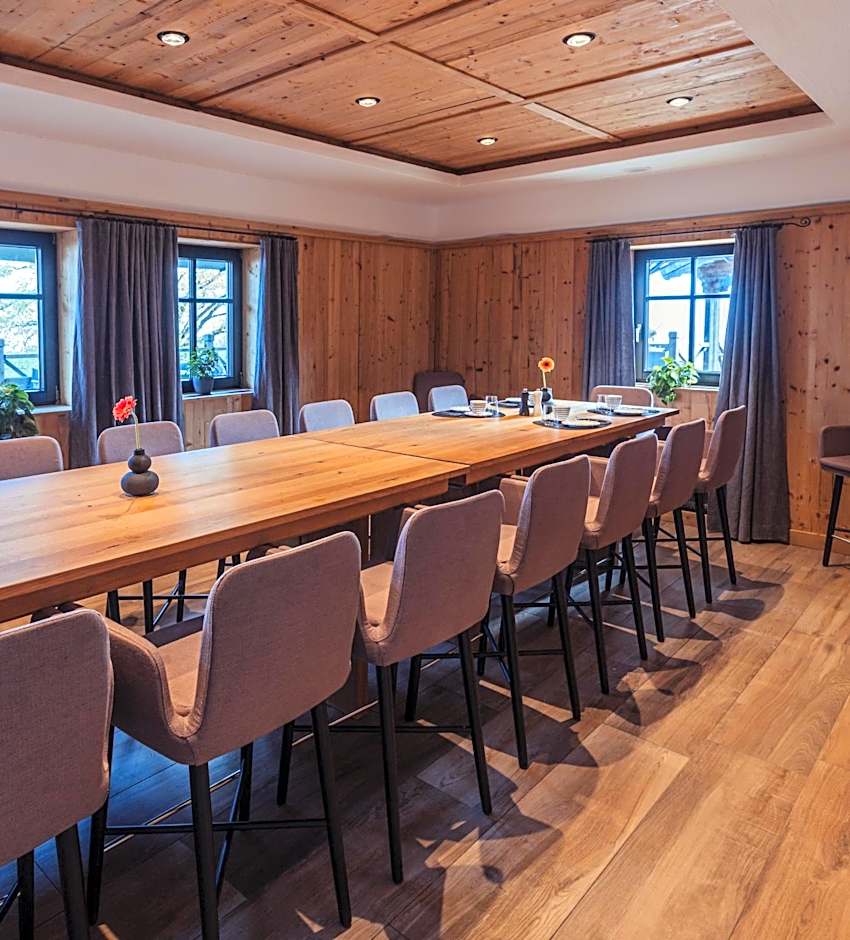 Gmundnerberghaus - ROOMS