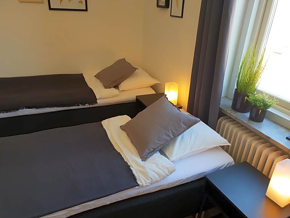 Alyhr Apartments
