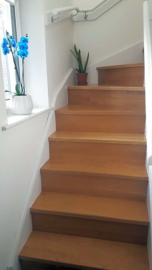 Lavi's house-East Milton Keynes