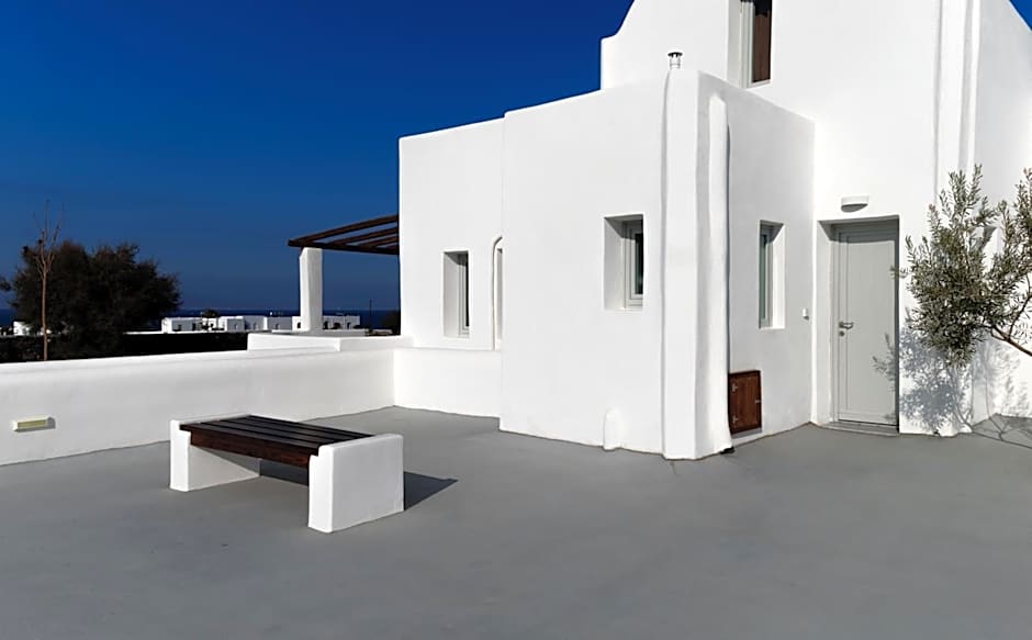 Bianco Diverso Suites