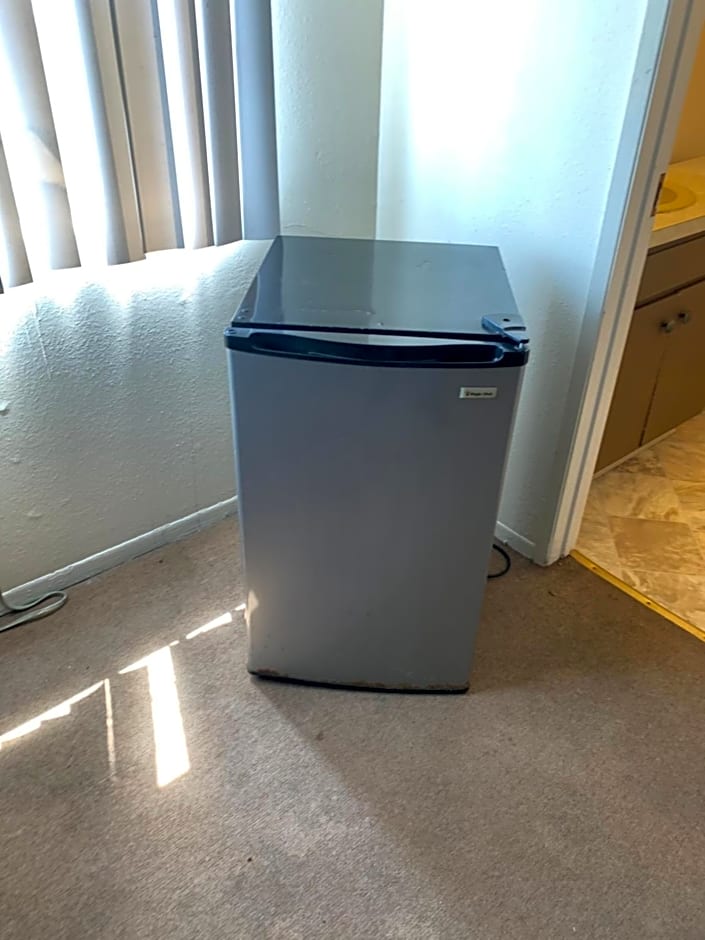 Deluxe Hotel Style Unit (B08)