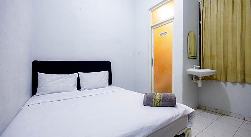 OYO 485 Marcello Residence