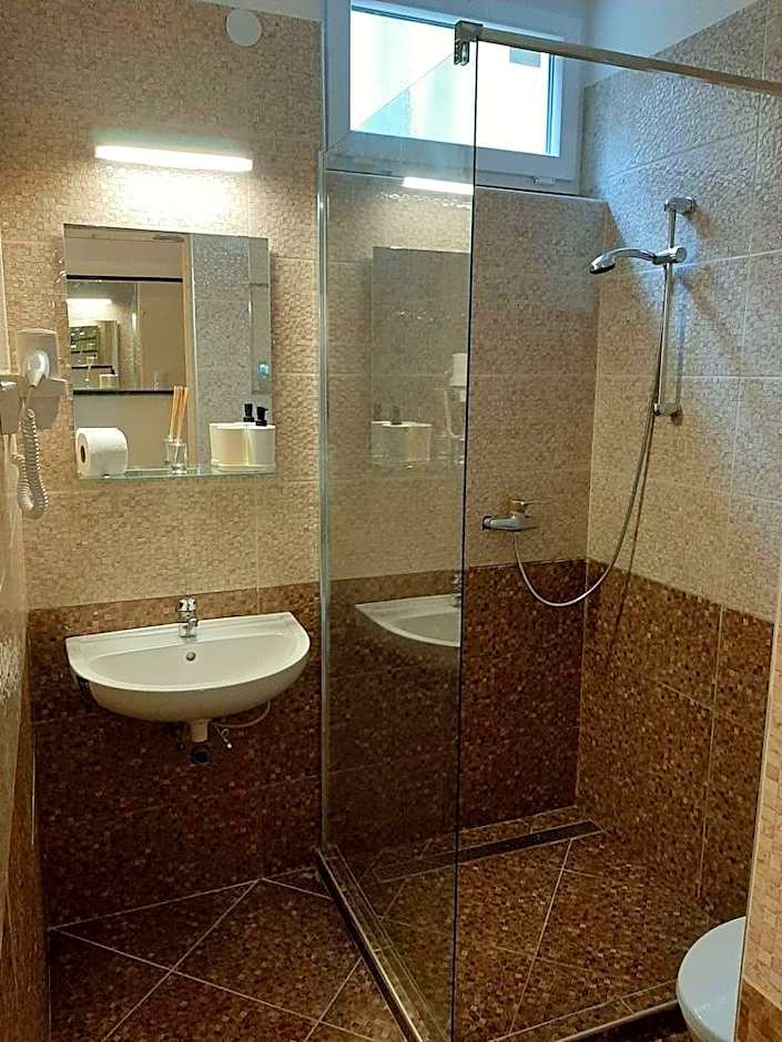 Korona Panzio Budapest