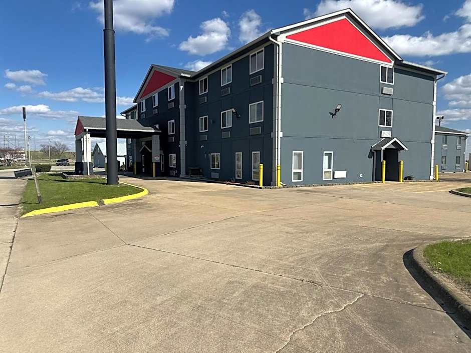 Burgundy Inn & Suites By OYO El Paso