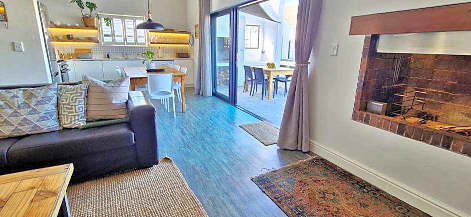 Amia House Struisbaai