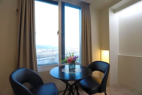 Deluxe Double or Twin Room with River View