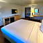 Rodeway Inn & Suites Thousand Palms - Rancho Mirage