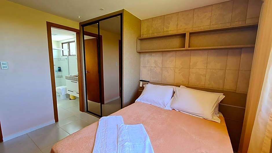 Apartamento espetacular na MELHOR praia da Bahia, GUARAJUBA é uma das únicas praias com selo azul do Brasil -Luxo, lazer, diversão e tranquilidade! Projetado para que você tenha a melhor experiência em hospedagem - Condominio tipo resort, o mais procurado