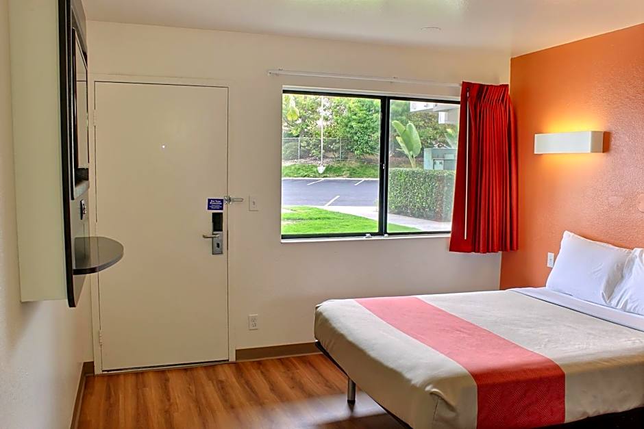 Motel 6 Pismo Beach