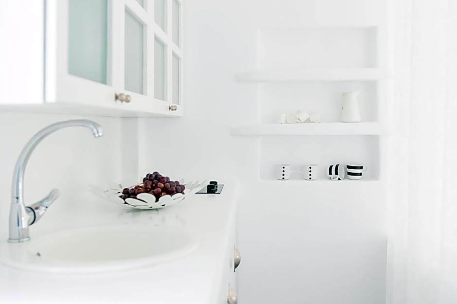 Nefeli Sunset Studios