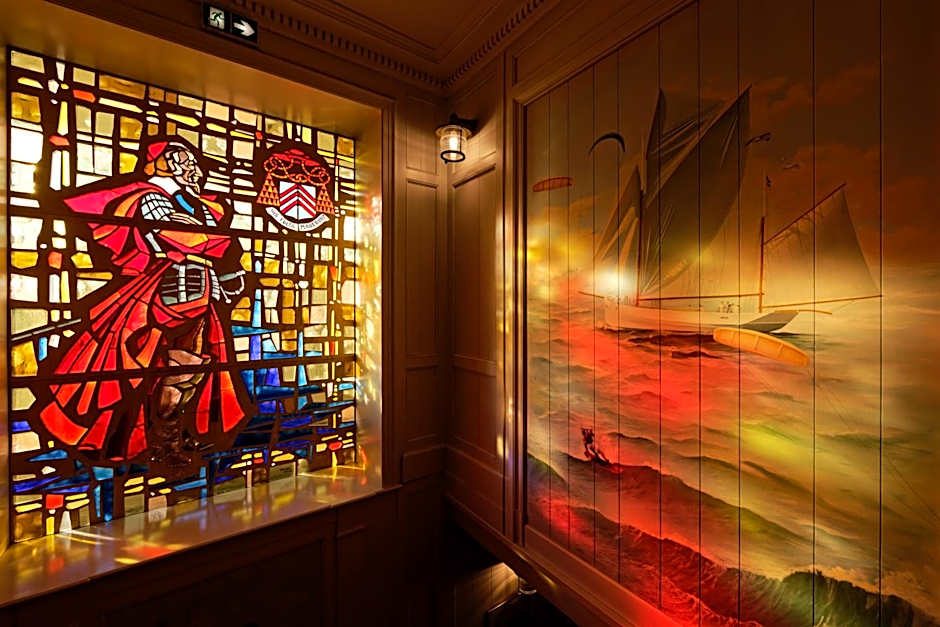 HR Hôtel-Restaurant & Spa Marin