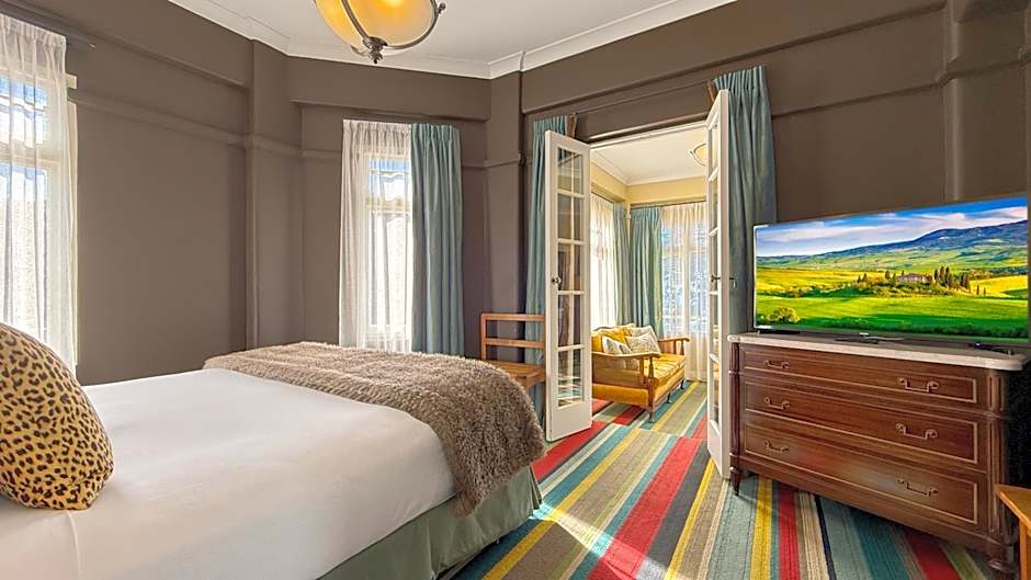 Art Deco Masonic Hotel