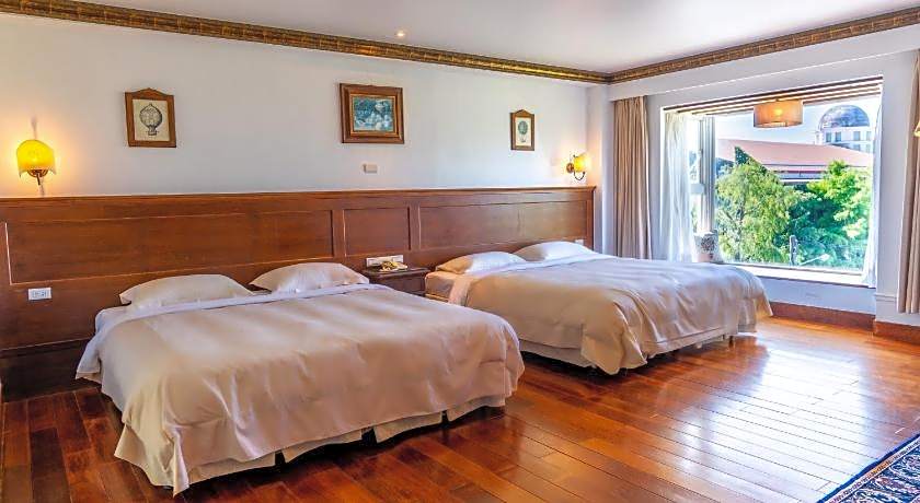 Shangrila Boutique Hotel