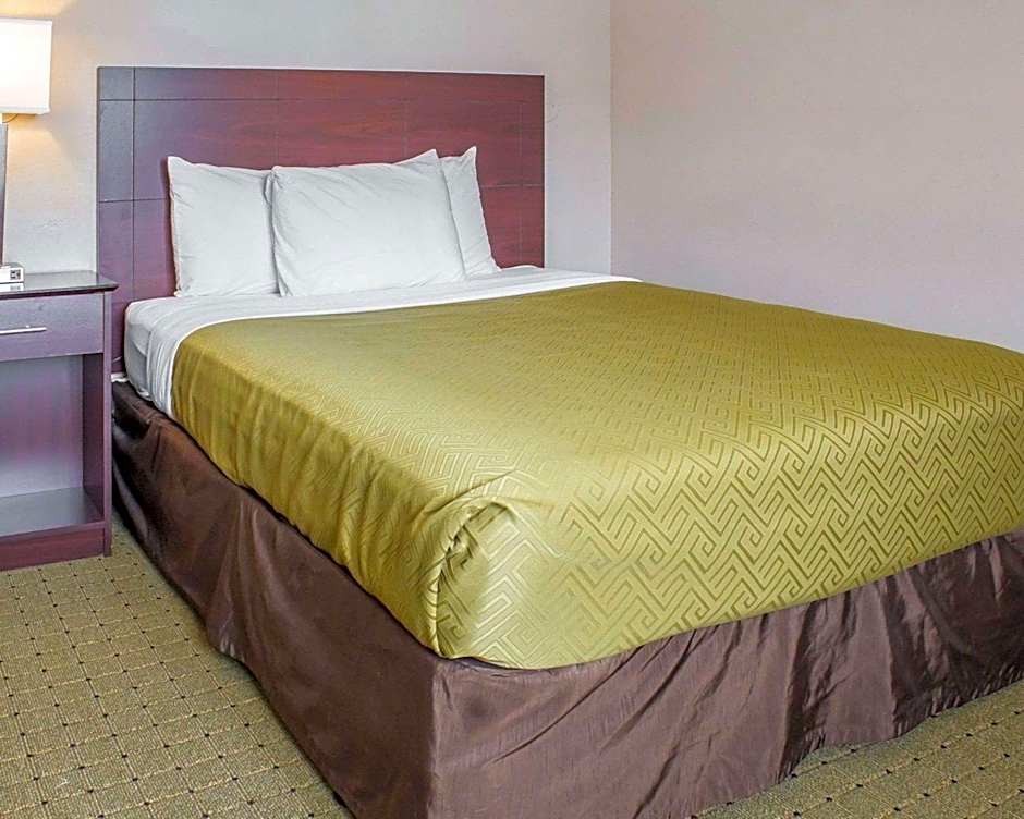 Econo Lodge Ames