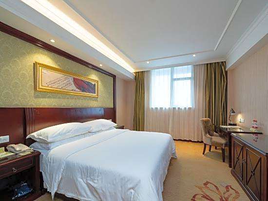 Vienna Hotel Guangxi Guilin North High-Speed Railway Station