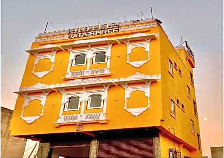 Hourly Booking Hotel O Data Shree (6hrs Slot)