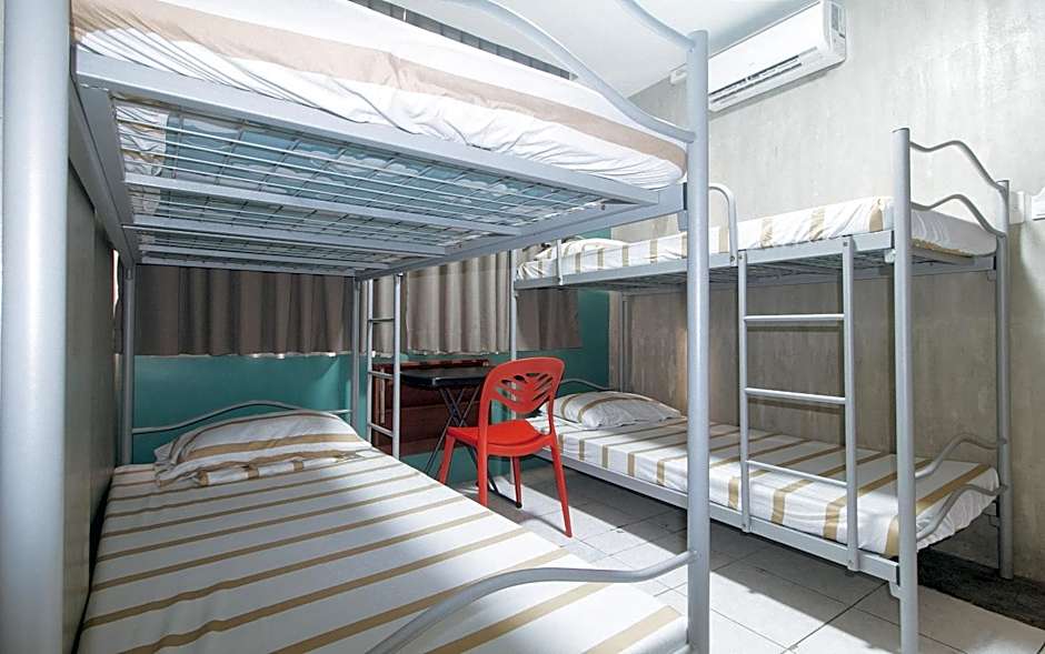 Rcee Place by RedDoorz