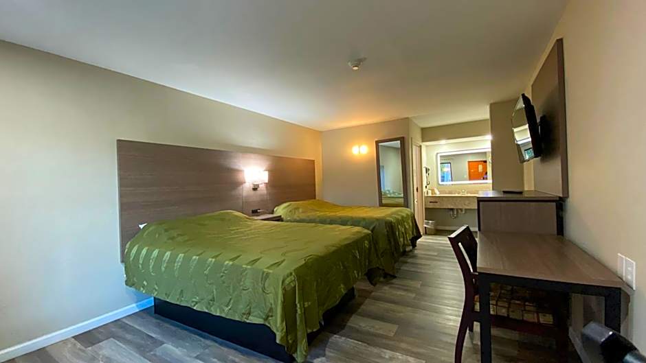 Brentwood Inn & Suites