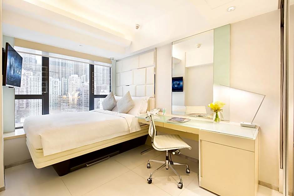 Photo 1 of 8 of Business 1 Queen Bed