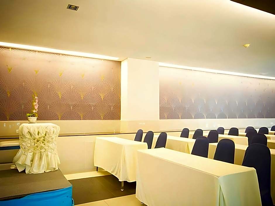 TM Land Hotel