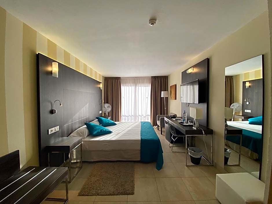 La Aldea Suites