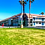 Rodeway Inn & Suites Thousand Palms - Rancho Mirage