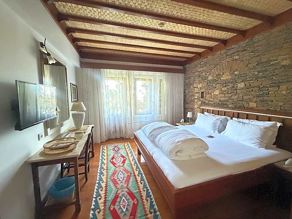 El Vino Hotel Suites