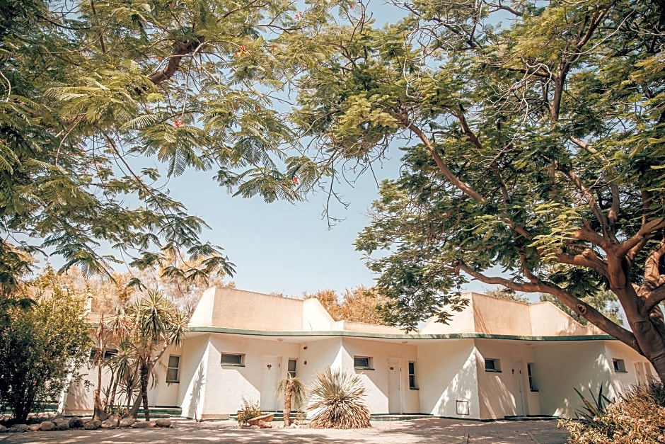 Mantur Almog Dead Sea by Selina