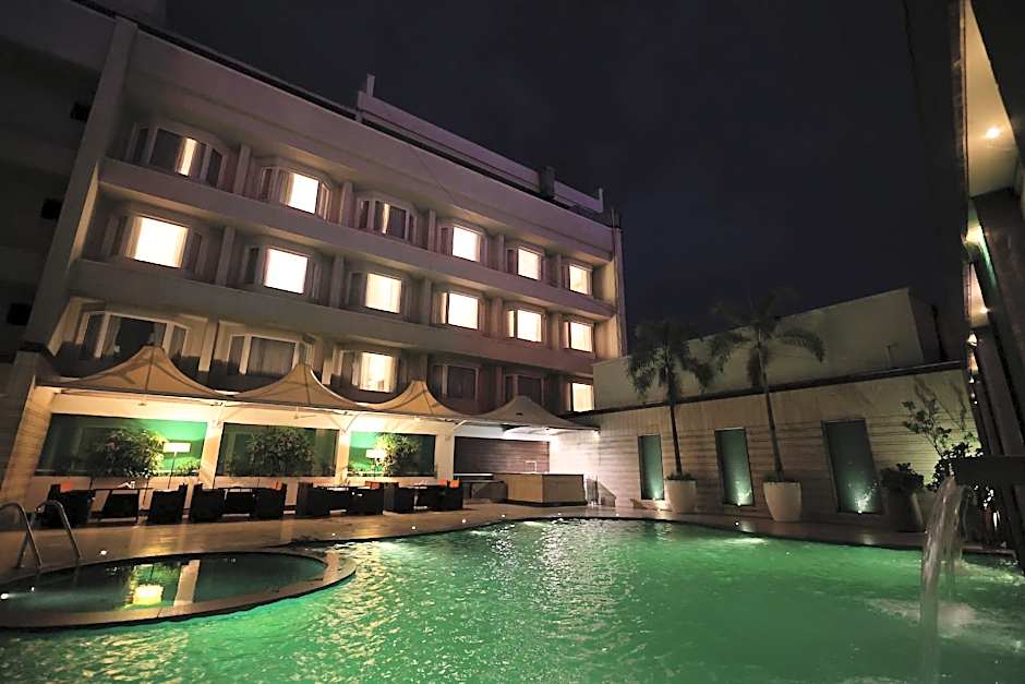 Hotel Cenneys Gateway