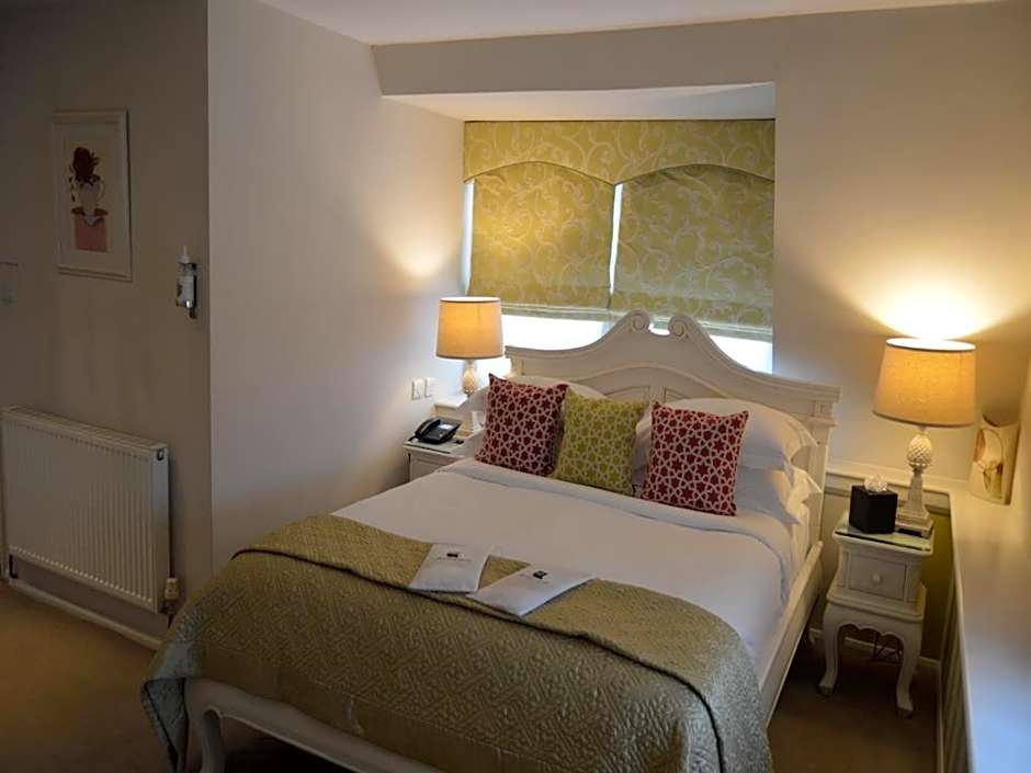 Le Bouchon Brasserie & Hotel