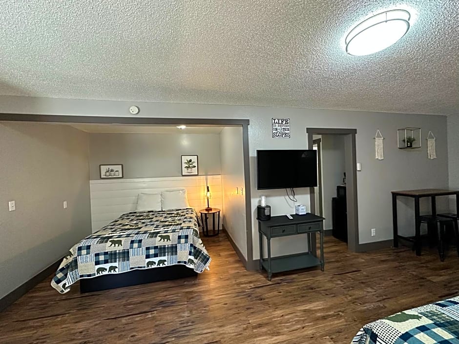 Lake Ridge Hotel
