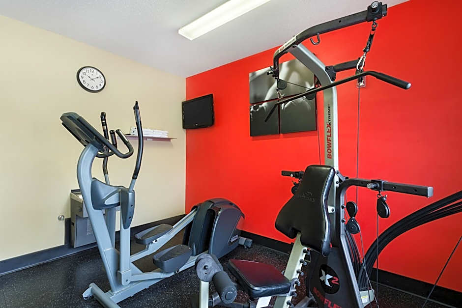 Country Inn & Suites by Radisson, Marion, OH