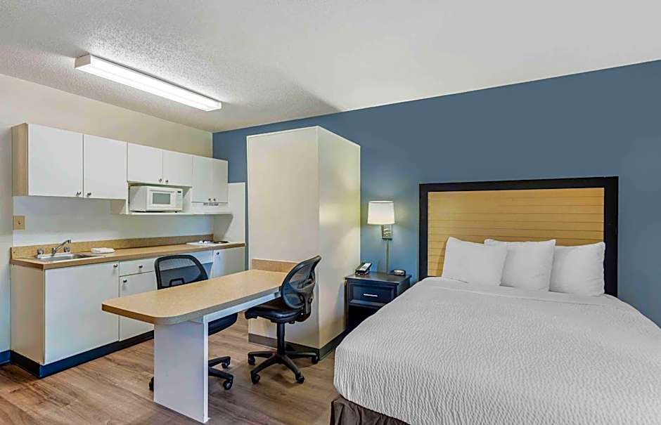 Extended Stay America Select Suites - Chicago - Rolling Meadows