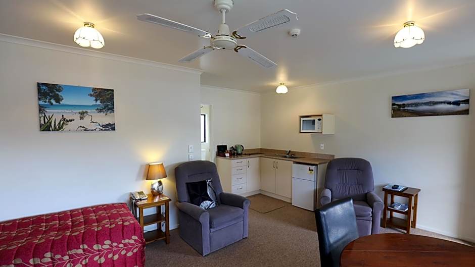 Bk's Counties Motor Lodge