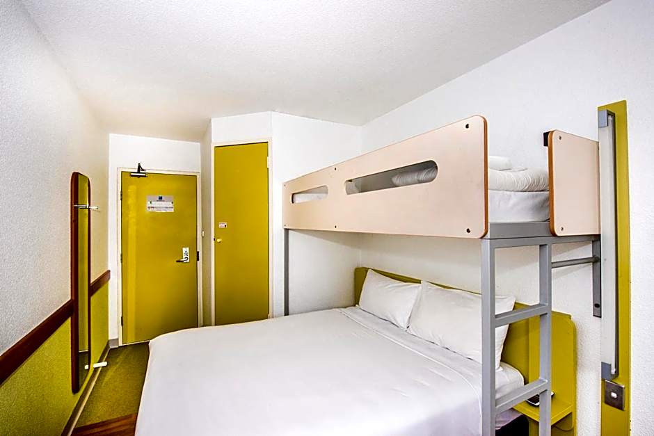 Ibis Budget St Peters
